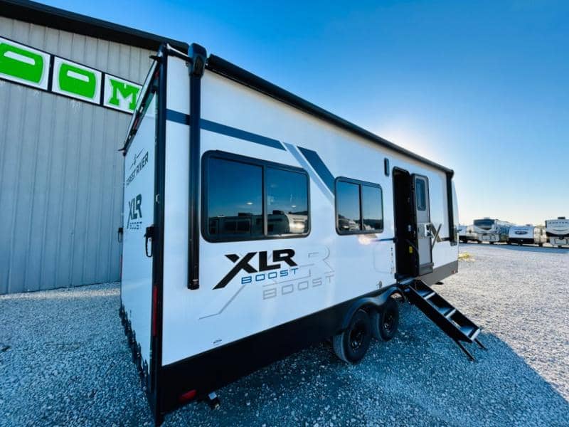 2025 Forest River 2025 Forest River Xlr Boost Toy Hauler - thumbnail 5