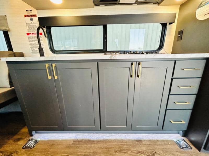 2025 Forest River 2025 Forest River Xlr Boost Toy Hauler - thumbnail 35