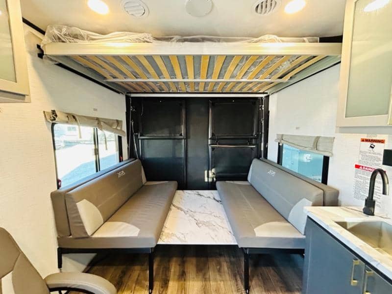 2025 Forest River 2025 Forest River Xlr Boost Toy Hauler - thumbnail 37