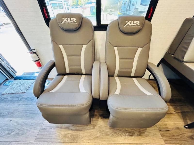 2025 Forest River 2025 Forest River Xlr Boost Toy Hauler - thumbnail 44