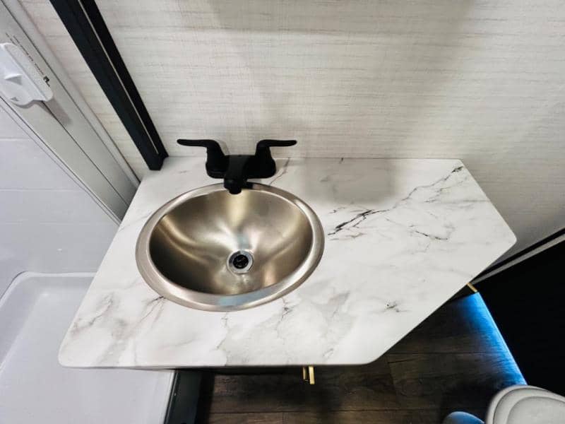 2025 Forest River 2025 Forest River Xlr Boost Toy Hauler - thumbnail 51