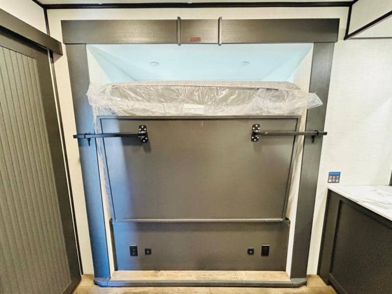 2025 Forest River 2025 Forest River Xlr Boost Toy Hauler - thumbnail 66