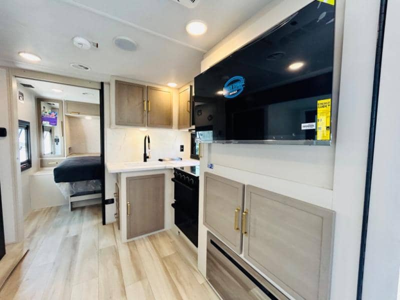 2025 Forest River 2025 Forest River Salem Hemisphere Hyper-Lyte - thumbnail 22