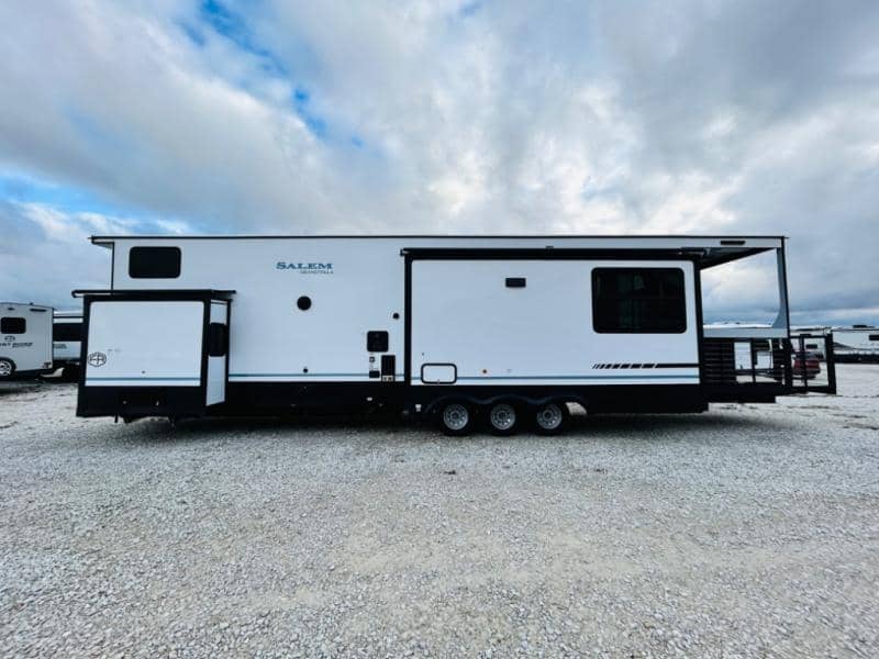 2025 Forest River 2025 Forest River Salem Grand Villa - thumbnail 8