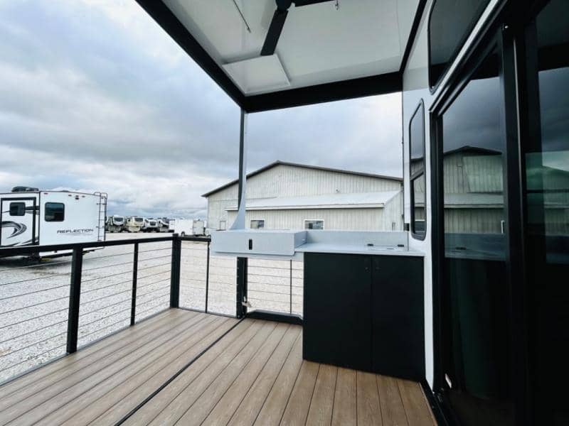 2025 Forest River 2025 Forest River Salem Grand Villa - thumbnail 17