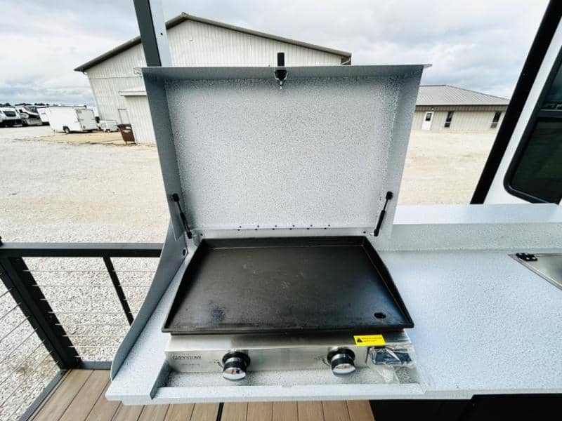 2025 Forest River 2025 Forest River Salem Grand Villa - thumbnail 18