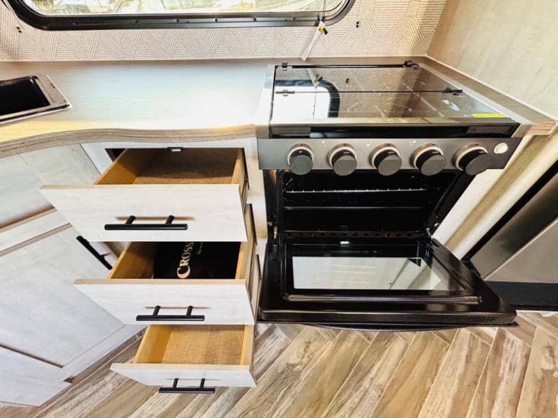 2025 CrossRoads 2025 CrossRoads Zinger - thumbnail 38