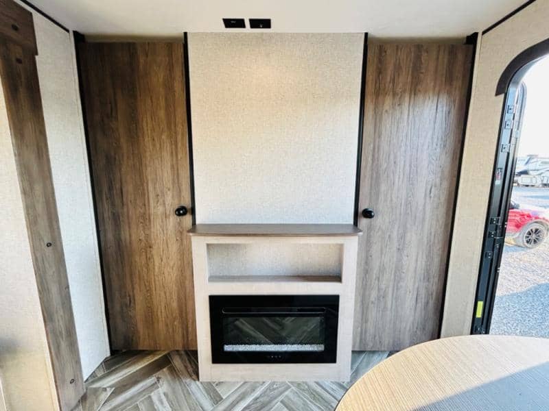 2025 CrossRoads 2025 CrossRoads Zinger - thumbnail 41