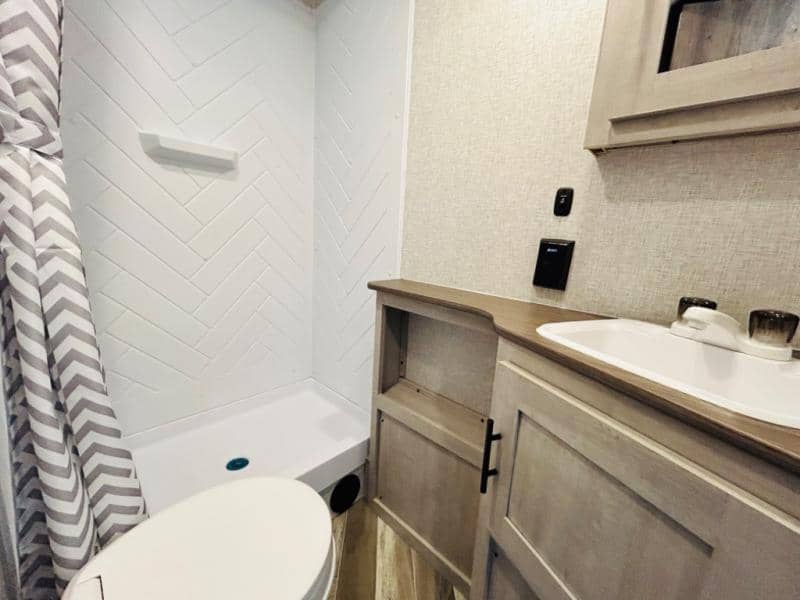 2025 CrossRoads 2025 CrossRoads Zinger - thumbnail 56