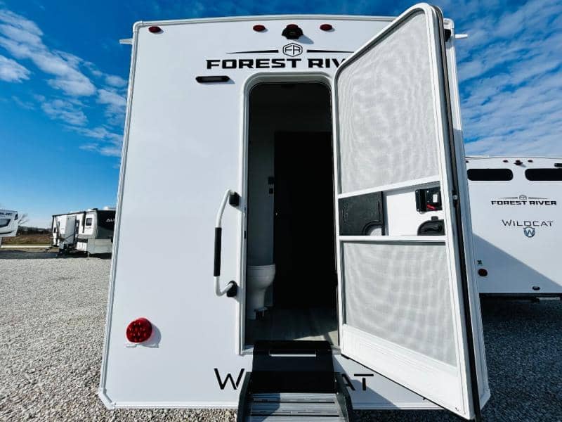 2025 Forest River 2025 Forest River Wildcat - thumbnail 6