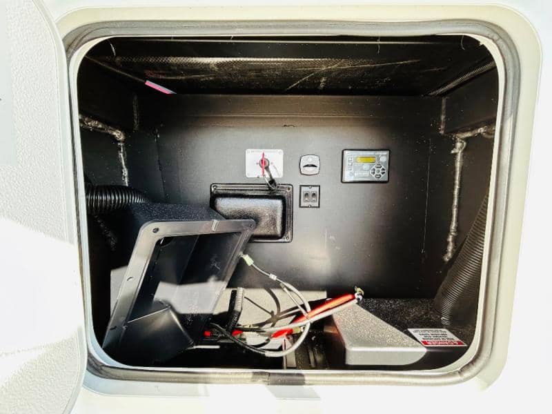 2025 Forest River 2025 Forest River Wildcat - thumbnail 22