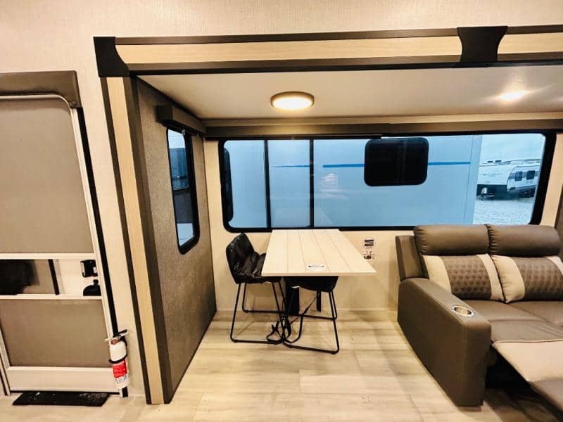 2025 Forest River 2025 Forest River Wildcat - thumbnail 54