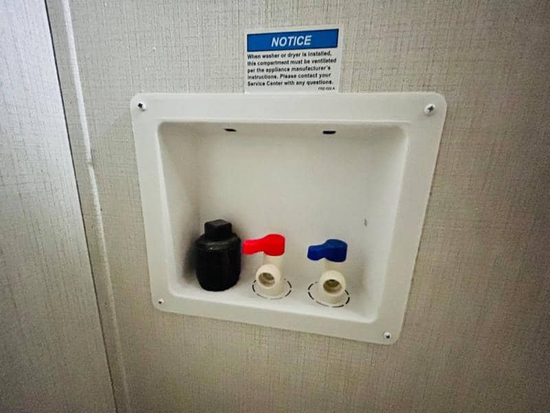 2025 Forest River 2025 Forest River Wildcat - thumbnail 78