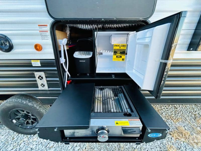 2025 Forest River 2025 Forest River Cherokee Grey Wolf - thumbnail 17