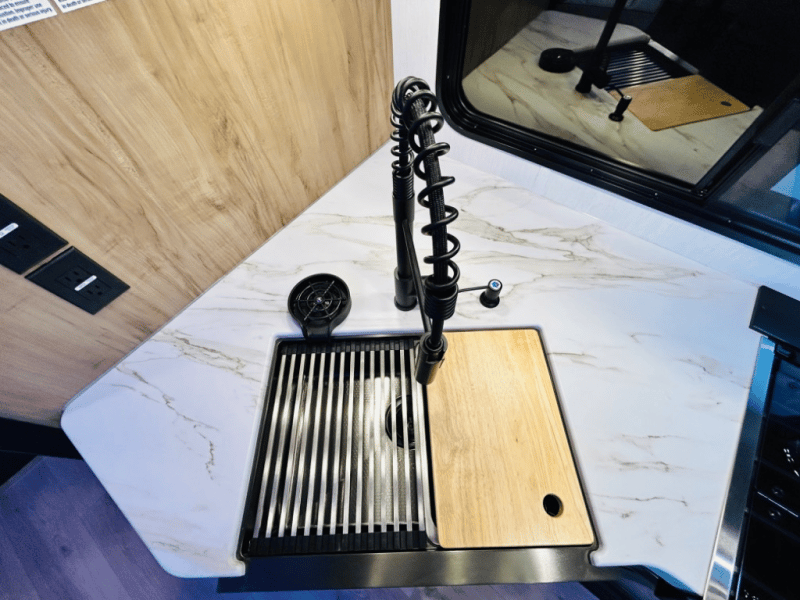 2025 Forest River 2025 Forest River Cherokee Grey Wolf - thumbnail 29