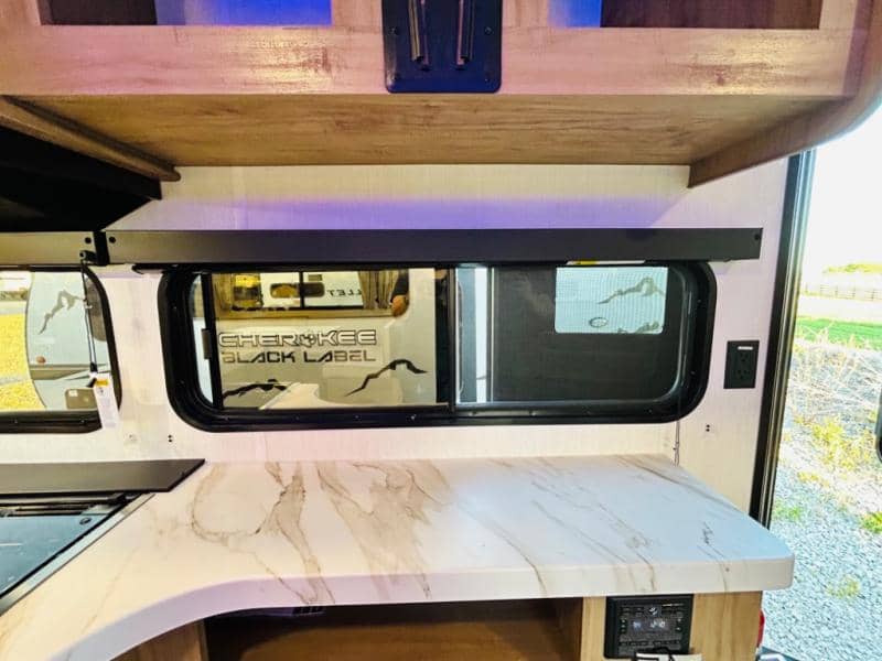 2025 Forest River 2025 Forest River Cherokee Grey Wolf - thumbnail 41