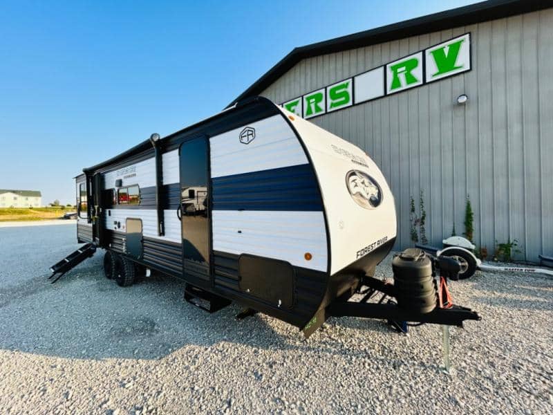 2025 Forest River 2025 Forest River Cherokee Grey Wolf - thumbnail 3