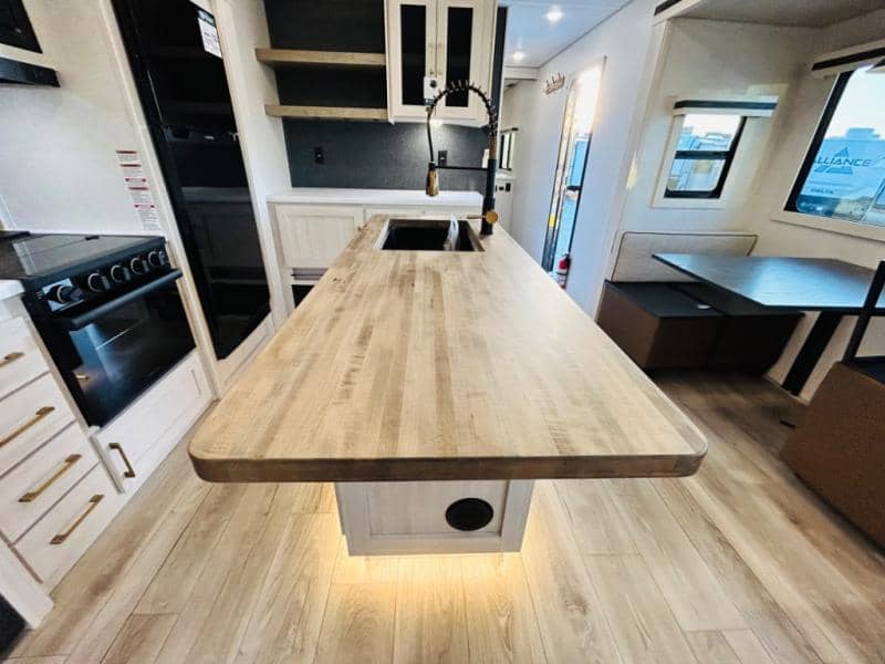 2025 Forest River 2025 Forest River Surveyor - thumbnail 28