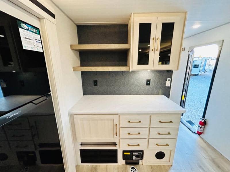 2025 Forest River 2025 Forest River Surveyor - thumbnail 33