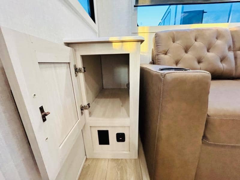 2025 Forest River 2025 Forest River Surveyor - thumbnail 66