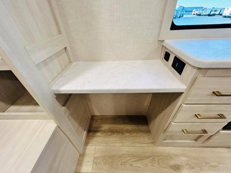 2025 Forest River 2025 Forest River Surveyor - thumbnail 89