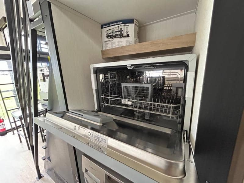 2026 Forest River 2026 Forest River Cherokee Timberwolf - thumbnail 40