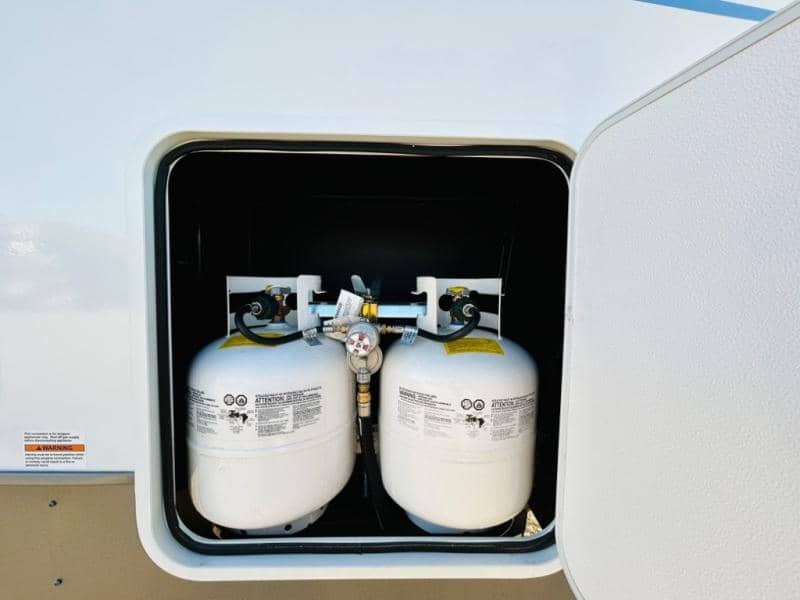 2025 Forest River 2025 Forest River Wildcat - thumbnail 17