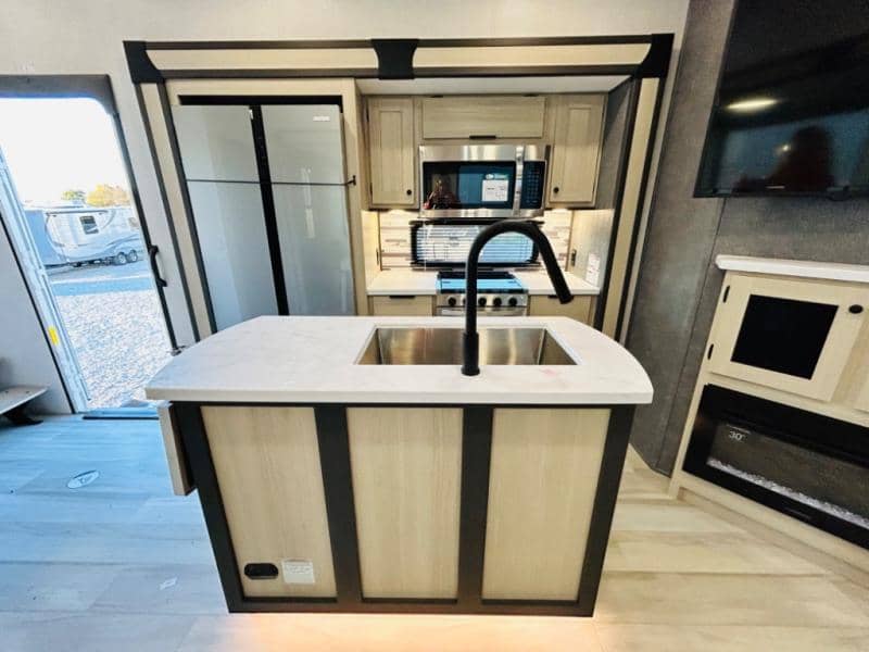 2025 Forest River 2025 Forest River Wildcat - thumbnail 22