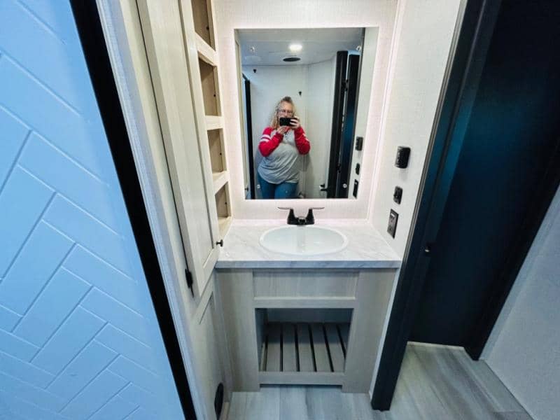 2025 Forest River 2025 Forest River Wildcat - thumbnail 54