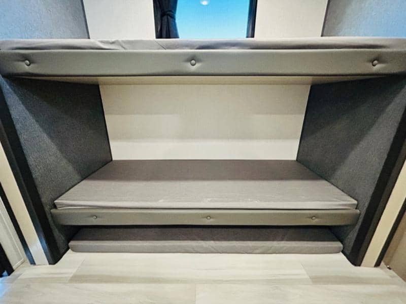 2025 Forest River 2025 Forest River Wildcat - thumbnail 81