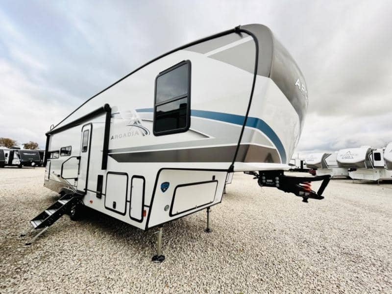 2025 Keystone RV 2025 Keystone RV Arcadia Super Lite - thumbnail 3