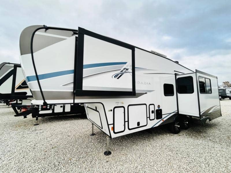 2025 Keystone RV 2025 Keystone RV Arcadia Super Lite - thumbnail 7