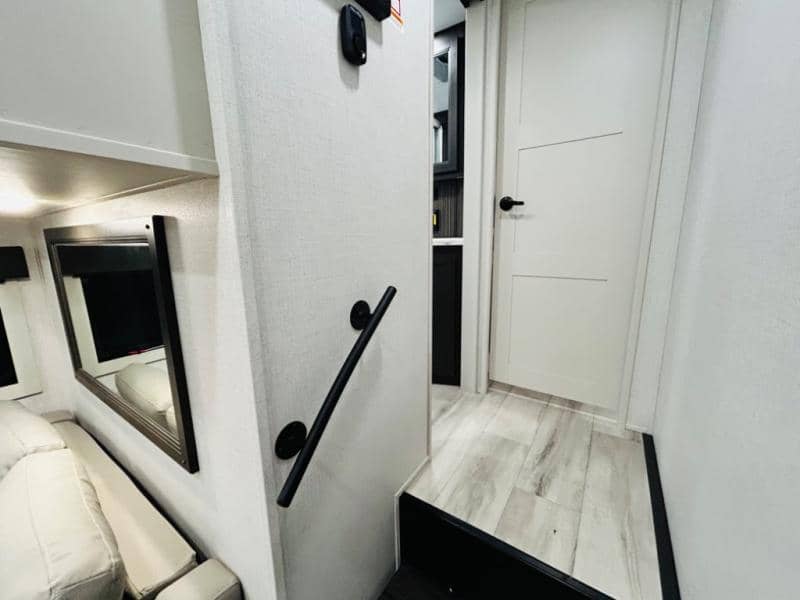 2025 Keystone RV 2025 Keystone RV Arcadia Super Lite - thumbnail 26