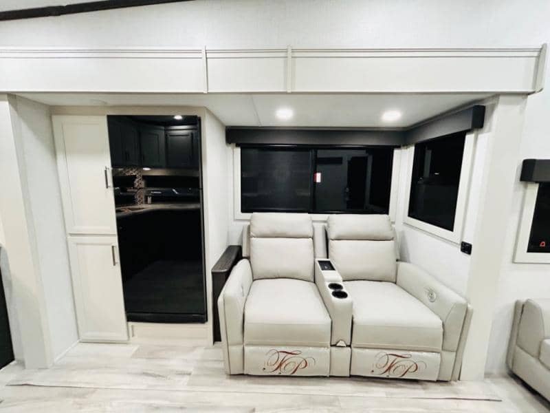 2025 Keystone RV 2025 Keystone RV Arcadia Super Lite - thumbnail 69