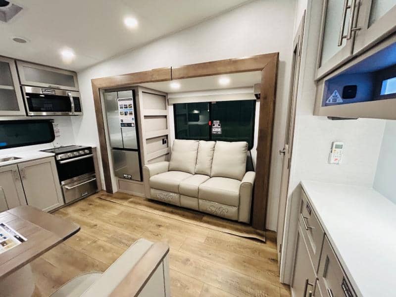 2025 Alliance RV 2025 Alliance RV Avenue - thumbnail 46