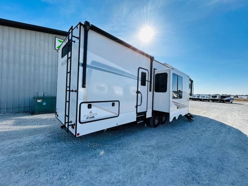 2025 Alliance RV 2025 Alliance RV Avenue - thumbnail 5