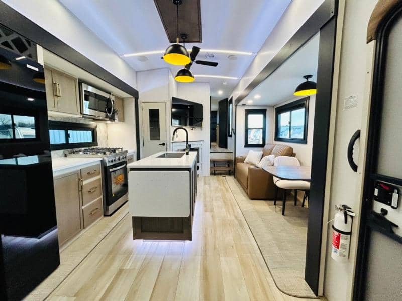 2025 Forest River 2025 Forest River Salem Hemisphere - thumbnail 37