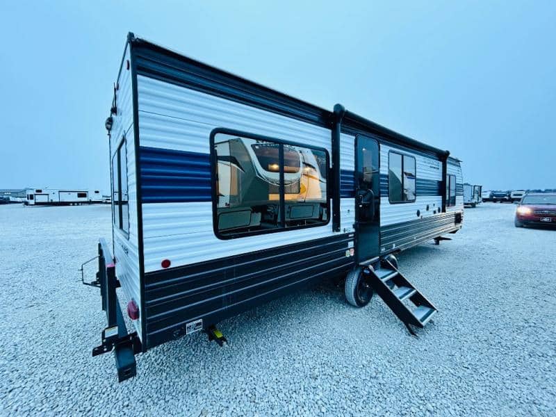 2025 Forest River 2025 Forest River Cherokee Grey Wolf - thumbnail 5