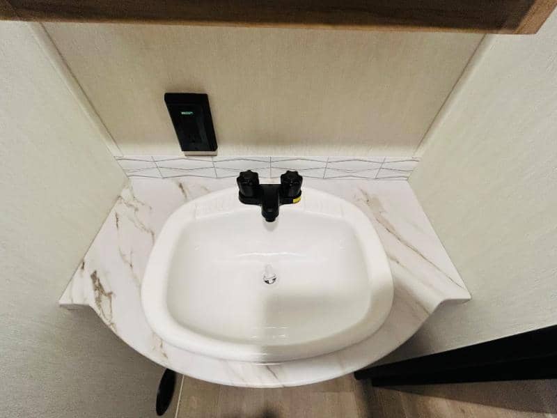 2025 Forest River 2025 Forest River Cherokee Grey Wolf - thumbnail 56