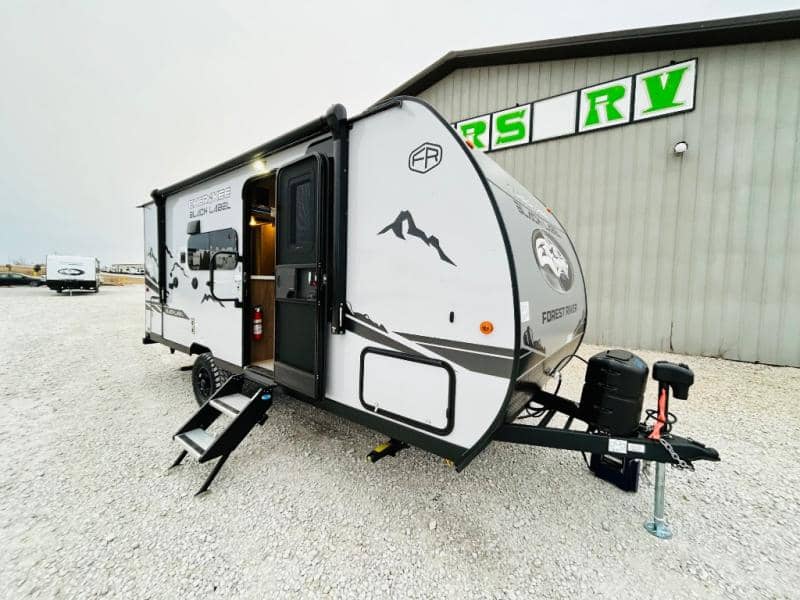 2025 Forest River 2025 Forest River Cherokee Wolf Pup - thumbnail 3