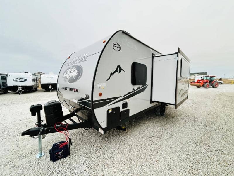 2025 Forest River 2025 Forest River Cherokee Wolf Pup - thumbnail 9