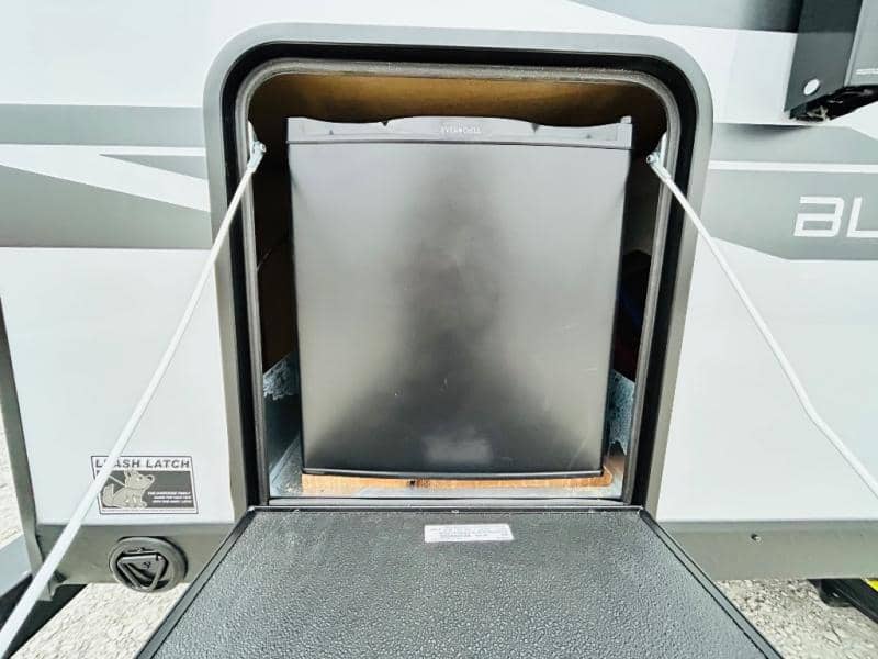 2025 Forest River 2025 Forest River Cherokee Wolf Pup - thumbnail 16