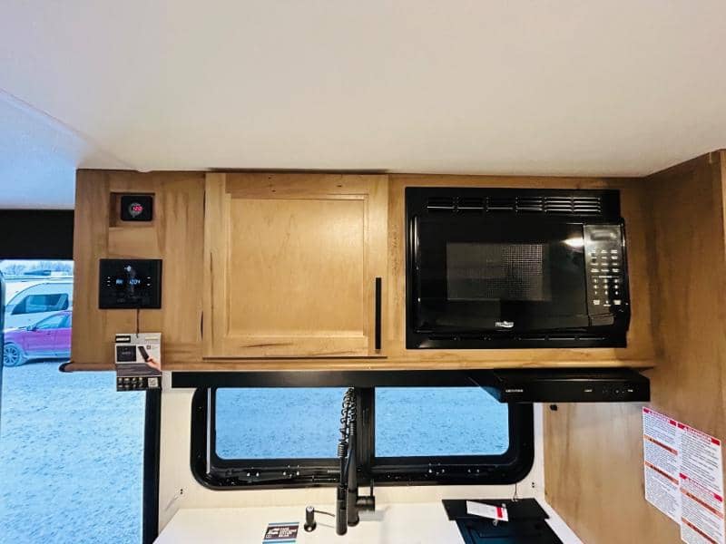 2025 Forest River 2025 Forest River Cherokee Wolf Pup - thumbnail 22