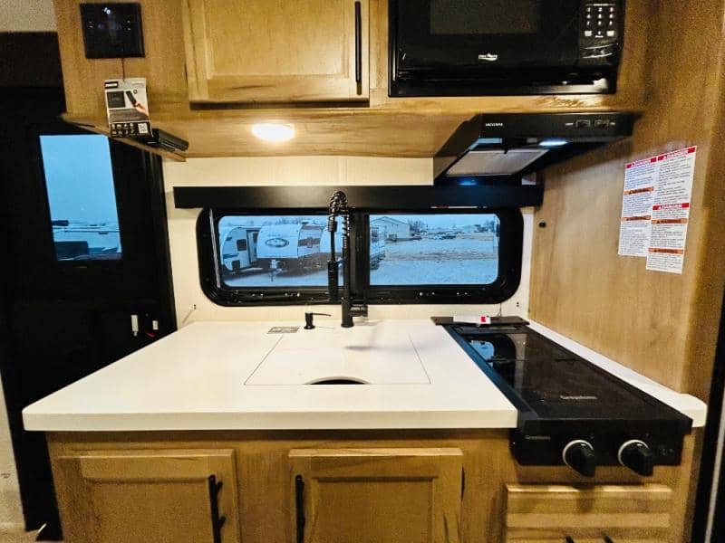 2025 Forest River 2025 Forest River Cherokee Wolf Pup - thumbnail 26