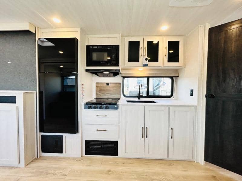 2025 Forest River 2025 Forest River Surveyor Legend X - thumbnail 23