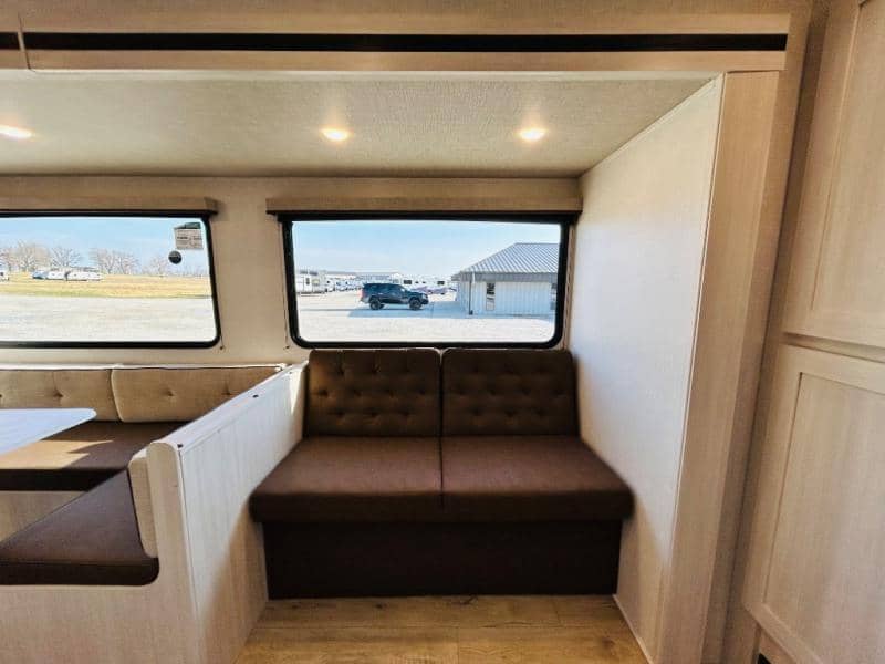 2025 Forest River 2025 Forest River Surveyor Legend X - thumbnail 40