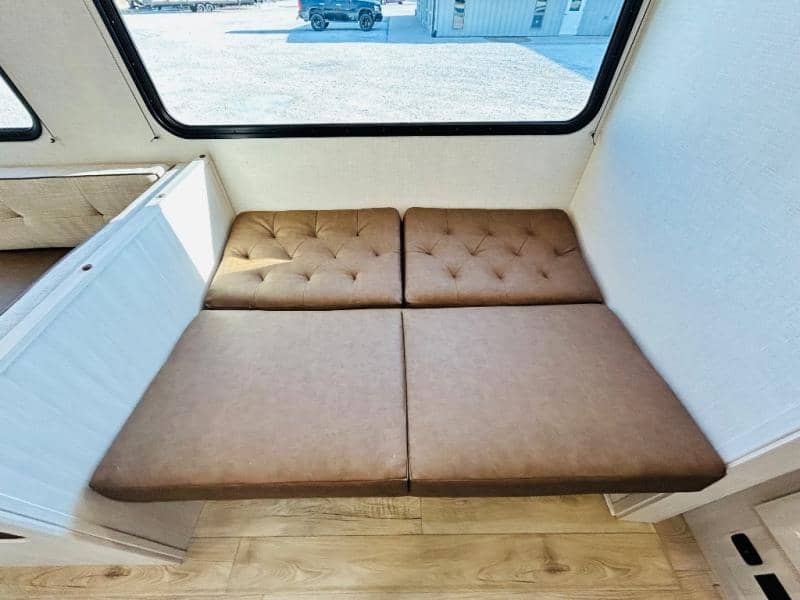 2025 Forest River 2025 Forest River Surveyor Legend X - thumbnail 42