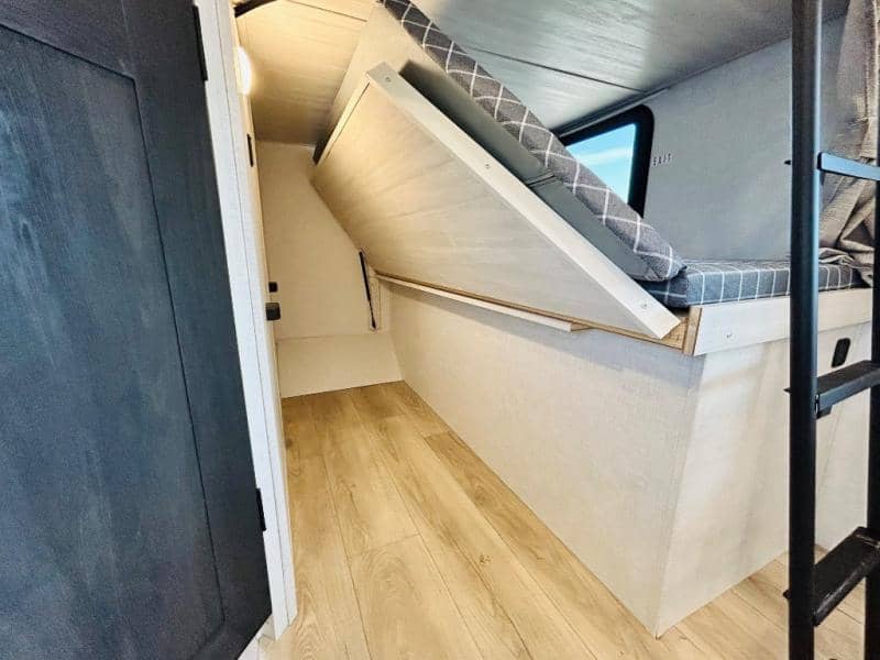 2025 Forest River 2025 Forest River Surveyor Legend X - thumbnail 50