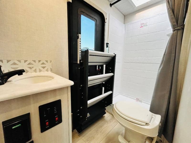 2025 Forest River 2025 Forest River Surveyor Legend X - thumbnail 51