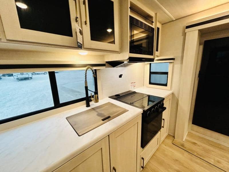 2025 Forest River 2025 Forest River Surveyor Legend - thumbnail 20